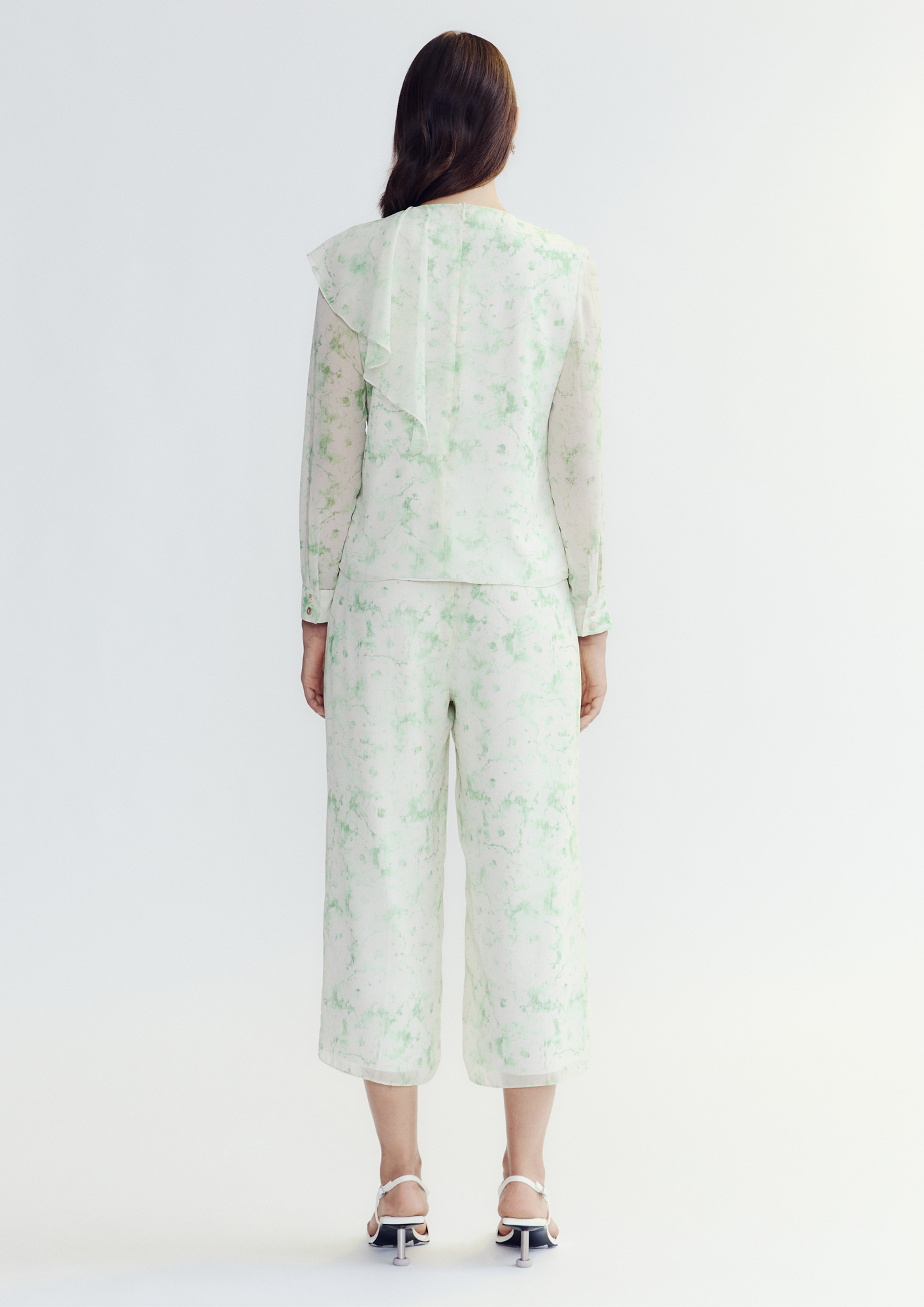 Cropped Pants