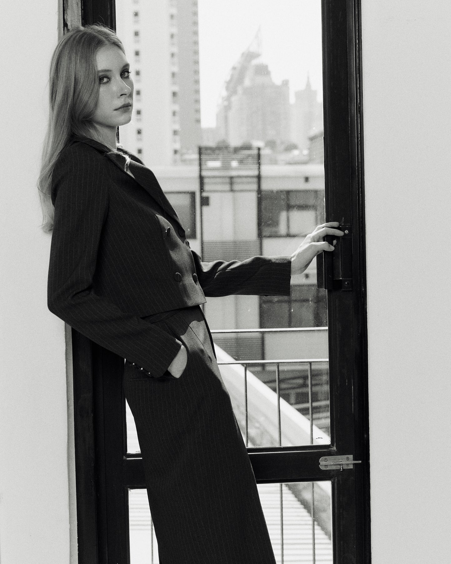 Double-breasted Cropped Blazer